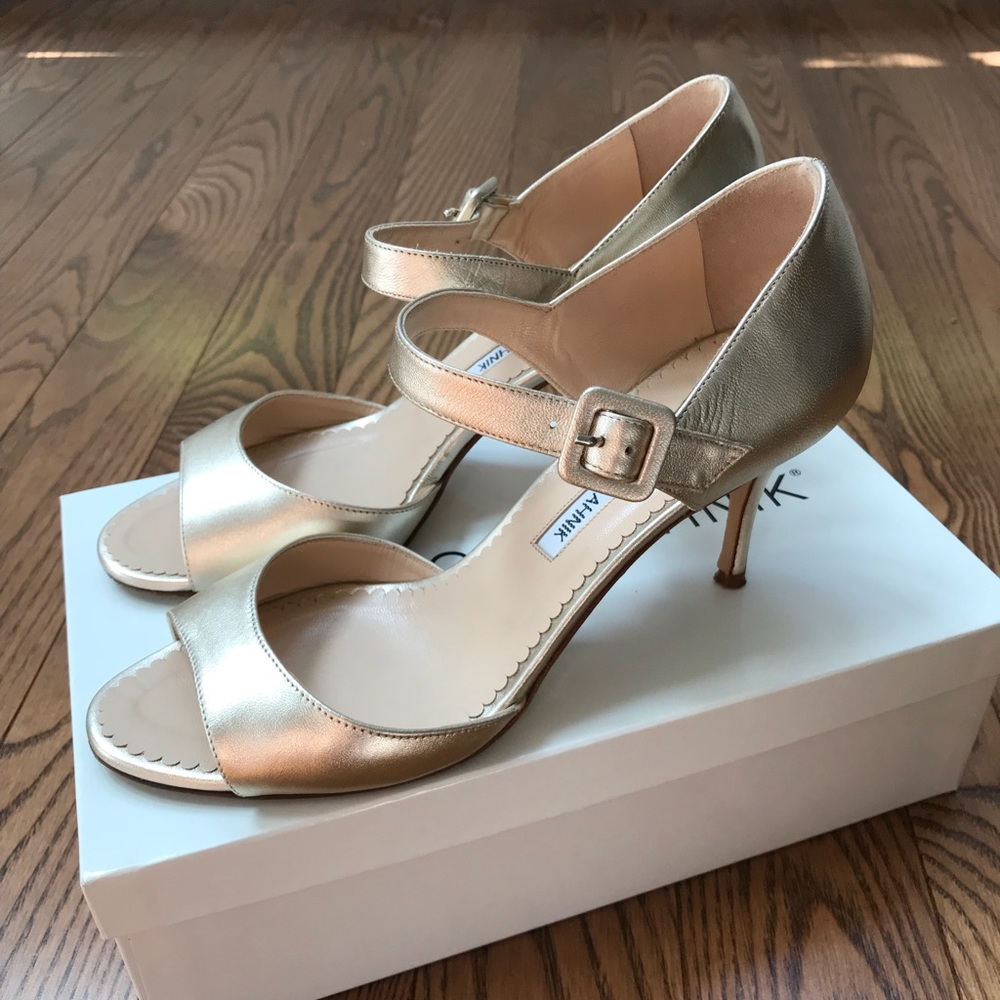 AUTHENTIC Manolo Blahniks in Gold